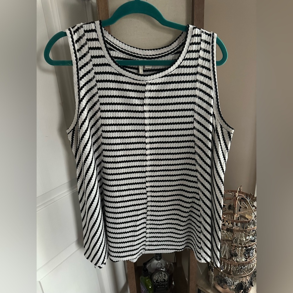 Women’s tank top